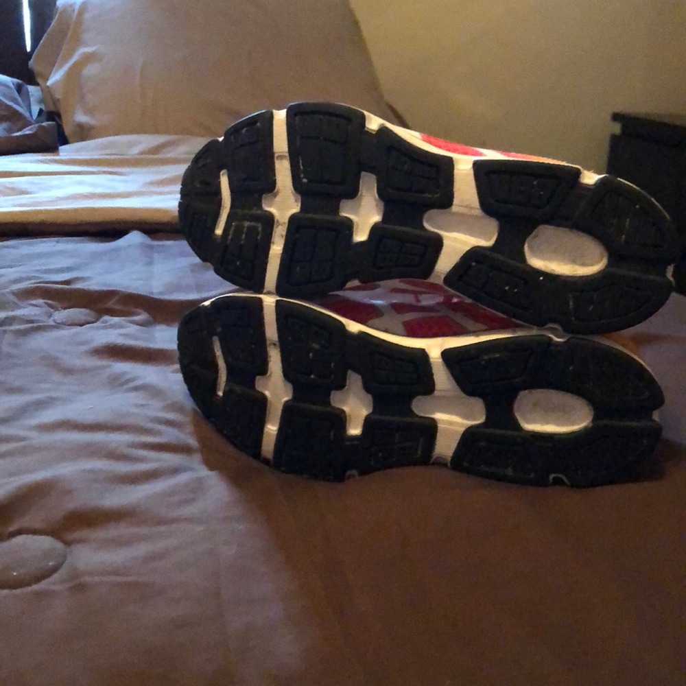 Shoes - Picture 5 of 5